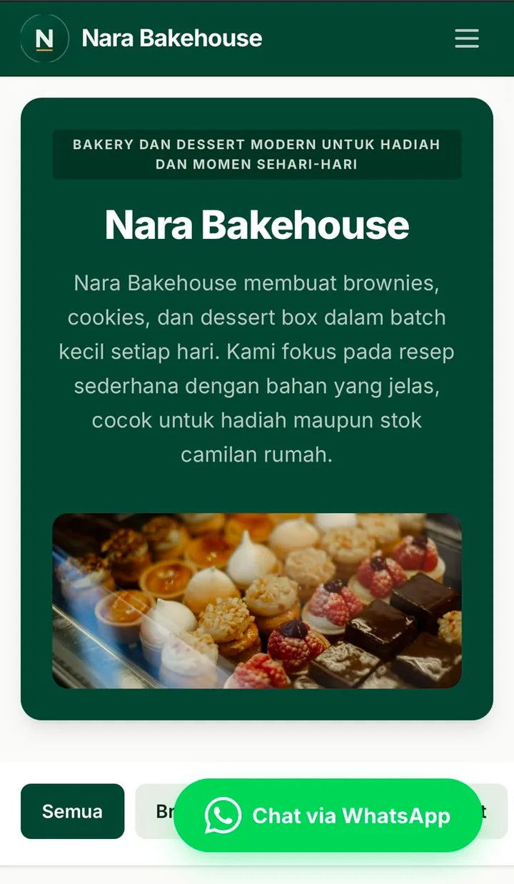 Contoh Web 2 dibuka lewat HP, menampilkan menu bakery modern