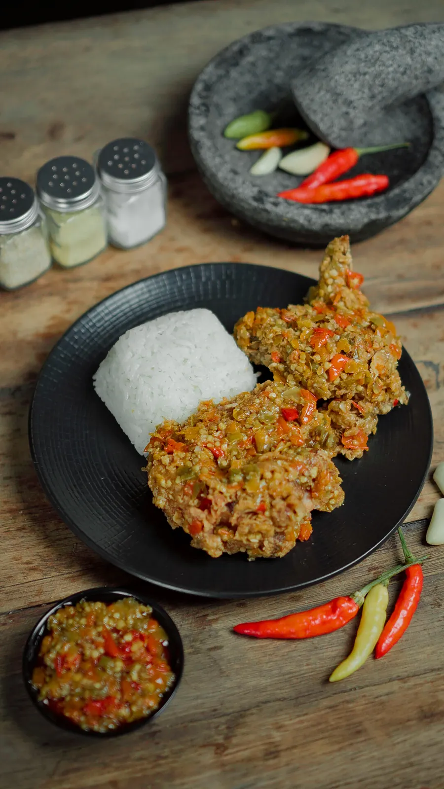 Ayam Goreng Serundeng
